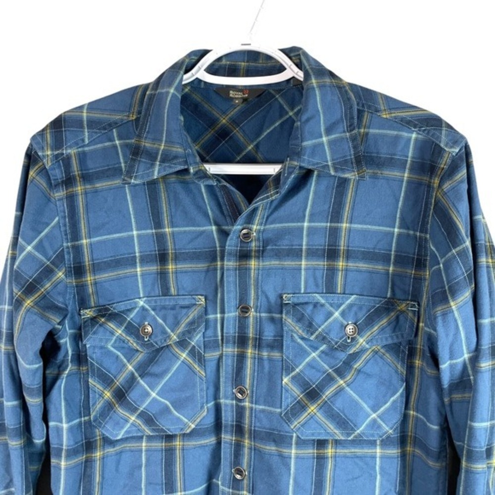 Royal Robbins Mens Button Up Flannel Shirt Small Blue Plaid Polyester Stretch